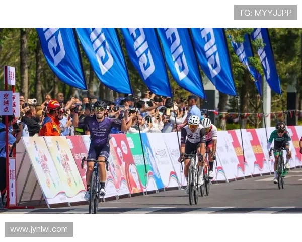 全国街舞大赛特别报道：北京极限运动队的拼搏与梦想之路