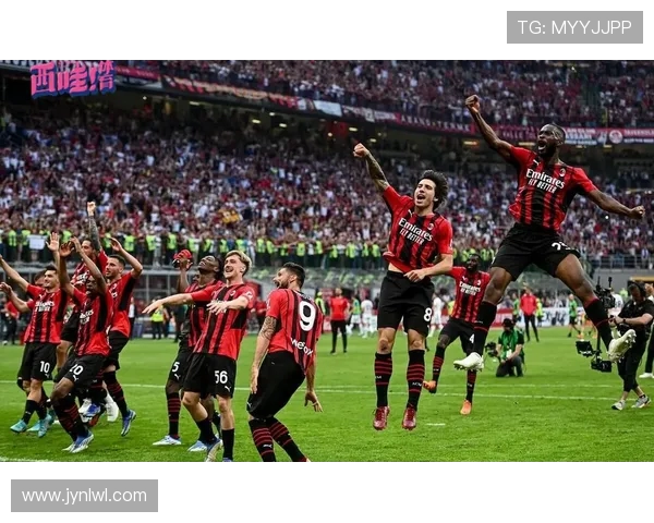 AC米兰主场鏖战亚特兰大红黑军团力争重返意甲巅峰