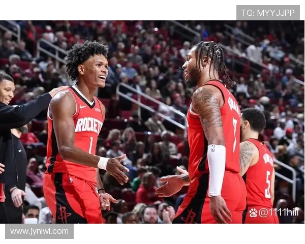 克利夫兰骑士对阵劲敌激战全场 展现超级球星的精湛技艺与绝妙配合